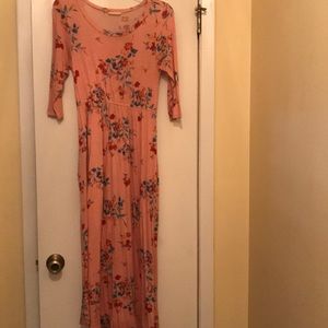 It's a dress😍 pink teal and red is in the dress